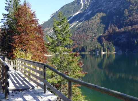 Realizzazione sentiero attrezzato  lungo il lago Raibl - Tarvisio (UD)