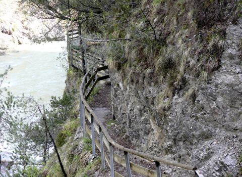 Ripristino sentiero storico nell’orrido del fiume Slizza - Tarvisio (UD)